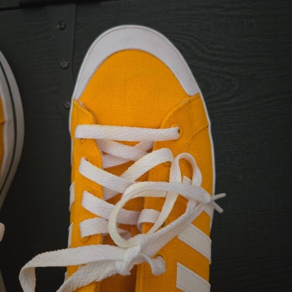 Adidas sz 8 Bravada Skateboarding Shoes Gold/Yellow GY3734 - Picture 4 of 7